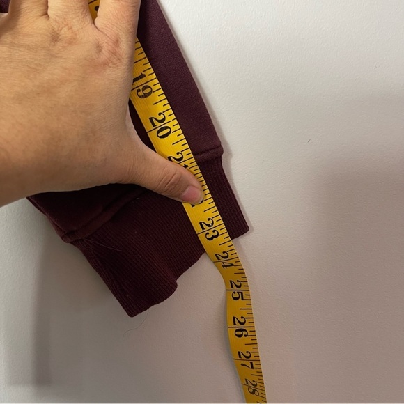 IZOD Men’s Burgundy Advantage Performance Pullover Size Small - Picture 7 of 8